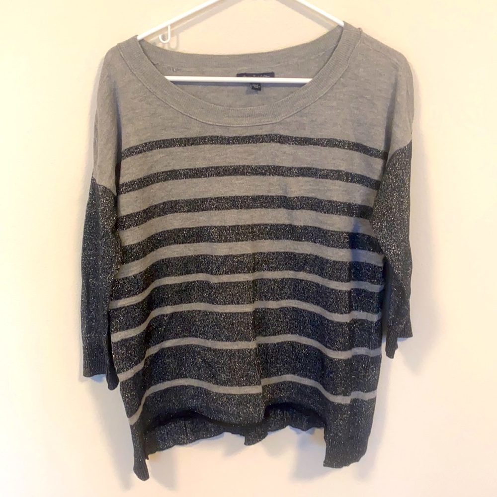 Sweater from American Eagle.  High-low style (lower in the back).  Size medium.